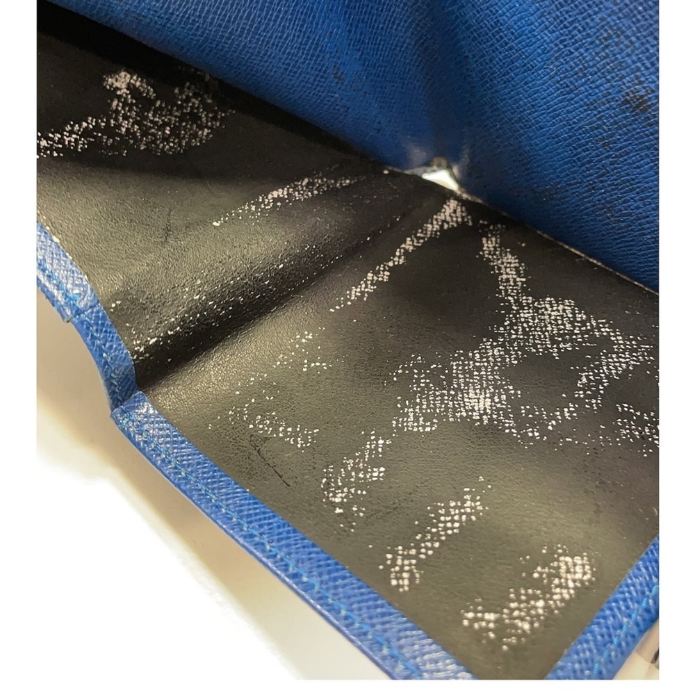 Louis Vuitton Blue Epi Leather Tri Fold Wallet - Picture 4 of 10